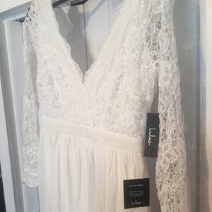 NWT Lulu’s XL White Dress